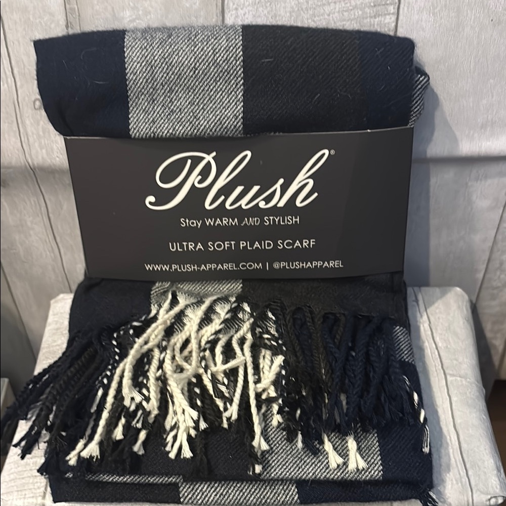 Plush Apparel Navy and White Plaid Super Soft Scarf